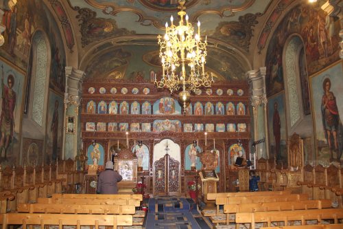 Îndrumare morală şi catehetică pentru copii la Biserica de piatră din Târgu Mureş Poza 216066