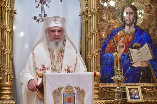 Pomenirea eroilor români la Catedrala Patriarhală Poza 216200