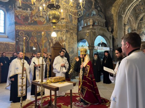 Constituirea noii Adunări eparhiale în Arhiepiscopia Sucevei și Rădăuților Poza 216393