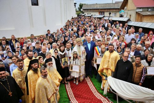 Sfințiri de biserici în Arhiepiscopia Iașilor Poza 216540