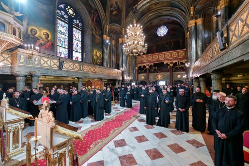 Clericii din județul Prahova s-au reunit la Palatul Patriarhiei Poza 216815