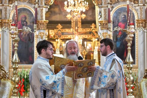 Clericii din județul Prahova s-au reunit la Palatul Patriarhiei Poza 216819