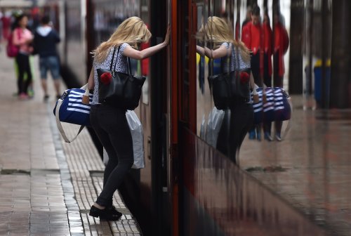 Mâine pornesc Trenurile Soarelui Poza 216925