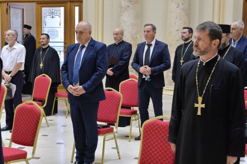 Ședința de constituire a noii Adunări eparhiale a Arhiepiscopiei Bucureștilor Poza 216967