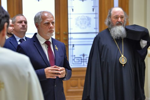 Ședința de constituire a noii Adunări eparhiale a Arhiepiscopiei Bucureștilor Poza 216972