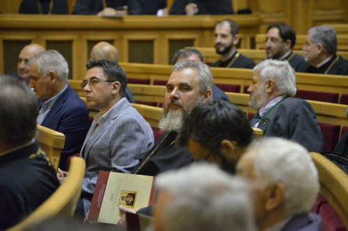 Ședința de constituire a noii Adunări eparhiale a Arhiepiscopiei Bucureștilor Poza 216985