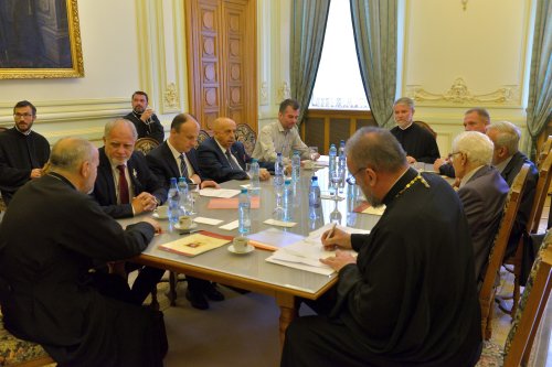 Ședința de constituire a noii Adunări eparhiale a Arhiepiscopiei Bucureștilor Poza 216991