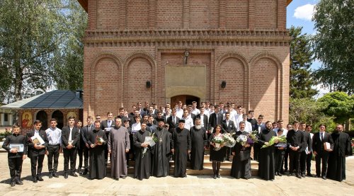 Sfârșit de an școlar la Seminarul Teologic „Chesarie Episcopul” din Buzău Poza 217060