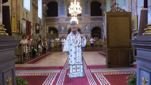 Praznicul Rusaliilor la Catedrala Episcopală din Giula, Ungaria Poza 217191