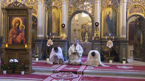 Praznicul Rusaliilor la Catedrala Episcopală din Giula, Ungaria Poza 217198