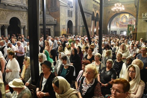 Slujire arhierească şi procesiune la Cluj‑Napoca Poza 217221