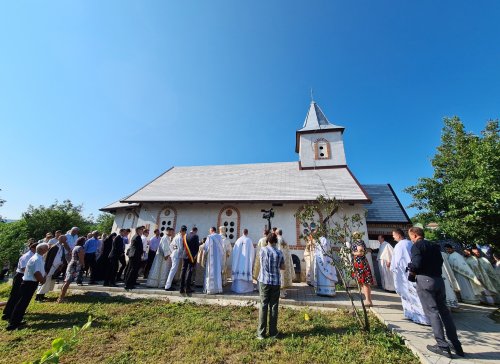 Resfinţirea bisericii din satul Gheorgheni, Cluj Poza 217473