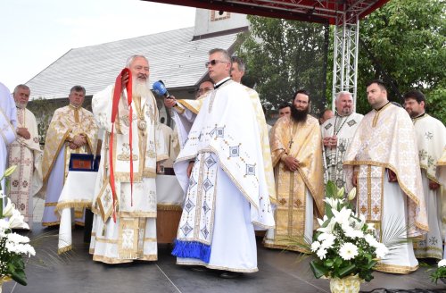 Resfinţirea bisericii din satul Gheorgheni, Cluj Poza 217477