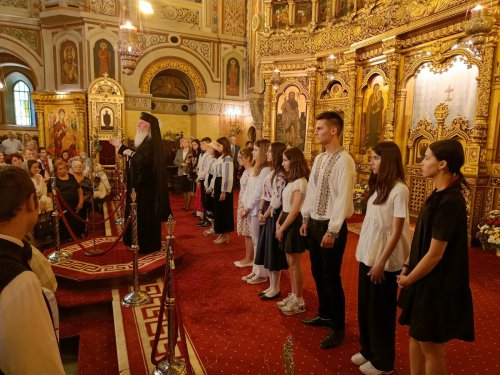 Tineri olimpici premiați la Catedrala Mitropolitană din Timișoara Poza 217491