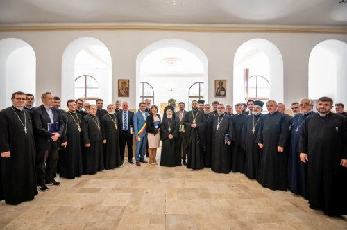 Simpozion internațional la Facultatea de Teologie Ortodoxă din Arad Poza 217551