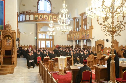 Conferințe preoțești în Arhiepiscopia Buzăului și Vrancei Poza 217689