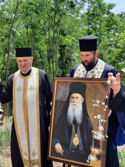 Episcopul Iosif Gafton, pomenit la  38 de ani de la mutarea la cele veșnice Poza 217774