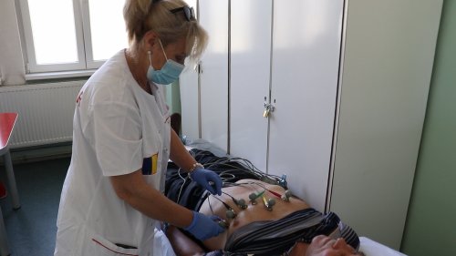 90 de persoane din Prahova au beneficiat de asistență medicală gratuită Poza 218043