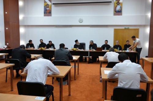 Examen de capacitate preoțească în Arhiepiscopia Bucureștilor Poza 218042