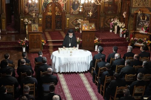 Conferință clericală semestrială în Arhiepiscopia Dunării de Jos Poza 218242