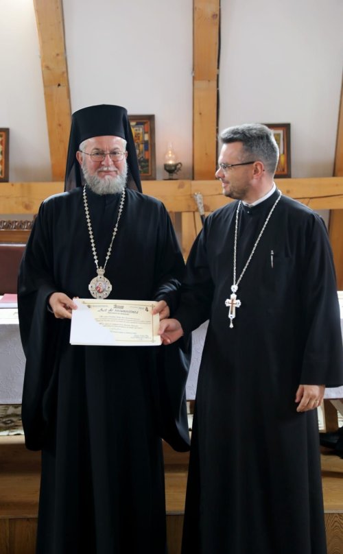 Conferinţă preoţească la Mănăstirea Bârsana Poza 218226