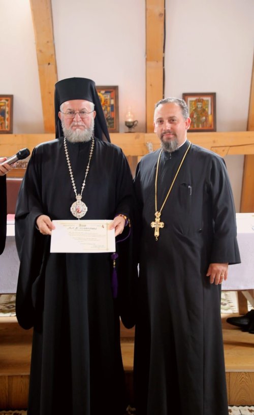 Conferinţă preoţească la Mănăstirea Bârsana Poza 218227