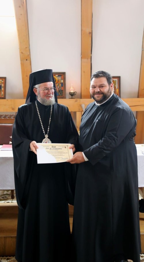 Conferinţă preoţească la Mănăstirea Bârsana Poza 218228