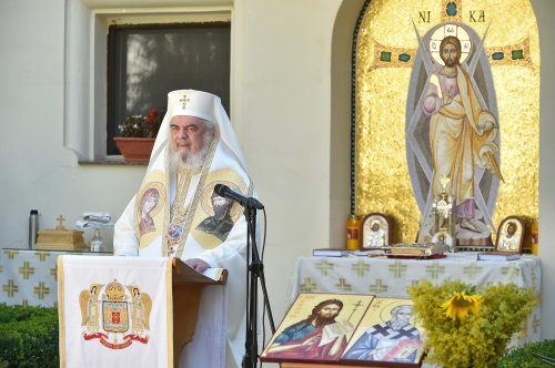Cinstirea Înaintemergătorului Ioan la Altarul de vară al Reşedinţei Patriarhale Poza 218350