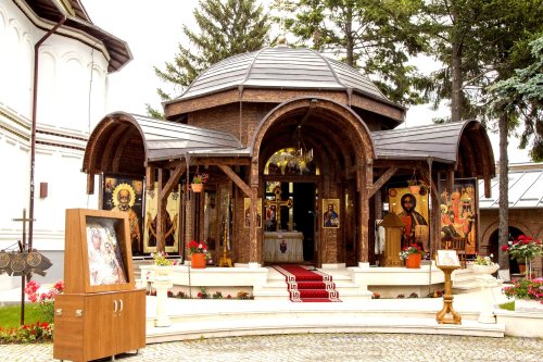 Istorie și spiritualitate la Mănăstirea Plumbuita Poza 218259