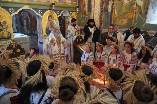 Cinstirea Botezătorului Domnului în eparhii din Mitropolia Munteniei și Dobrogei Poza 218474