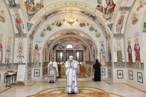 Hramul Salonului Sfinților Români din Reședința Patriarhală Poza 218564