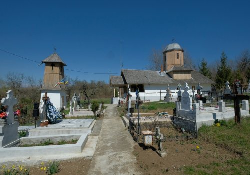 Mănăstirea Chițorani, locul unde se respiră rugăciune Poza 217955