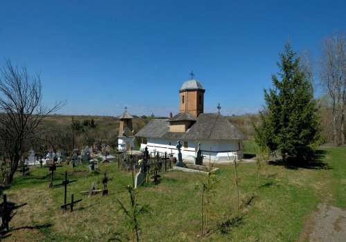 Mănăstirea Chițorani, locul unde se respiră rugăciune Poza 217958
