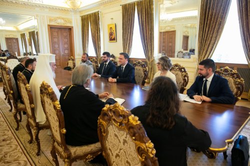 Ministrul afacerilor externe al Serbiei în vizită la Patriarhia Română Poza 218694