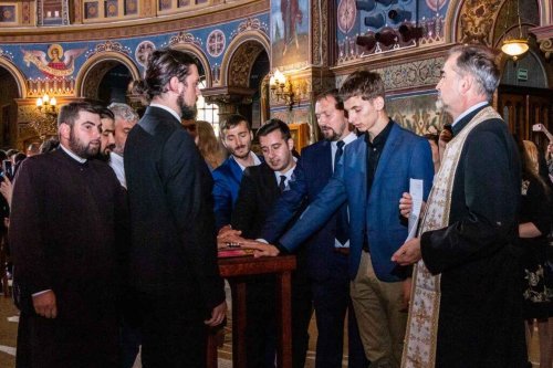 Absolvenţii Facultăţii de Teologie din Sibiu au depus jurământul Poza 218933