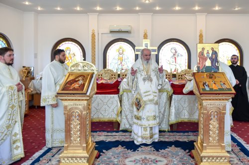 Noi antimise sfinţite de Patriarhul României Poza 218973