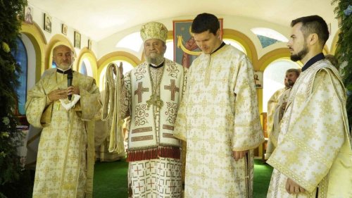 Binecuvântare arhierească la mănăstirea din Cârţişoara, judeţul Sibiu Poza 219079