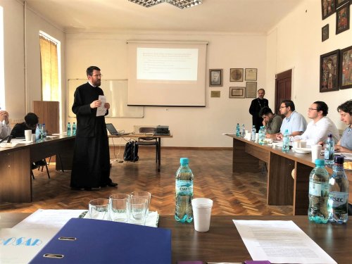 Concurs pentru ocuparea posturilor la Facultatea de Teologie din Sibiu Poza 219374