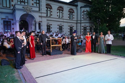 Evenimente liturgice și filantropice în Eparhia Dunării de Jos Poza 219343