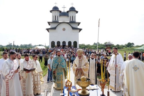 Înnoire la Mănăstirea Ionești din județul Argeș Poza 219307