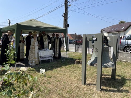Reper de istorie și credință la Parohia Bârzava din județul Arad Poza 219320
