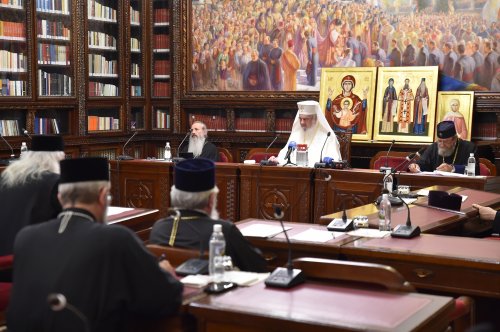 Şedinţa Sinodului Permanent al Bisericii Ortodoxe Române Poza 219388
