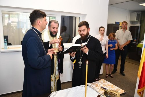 Slujiri arhierești și program duhovnicesc în Eparhia Caransebeșului  Poza 219607