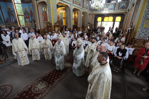 Centrul Cultural‑Pastoral „Sfântul Iosif Mărturisitorul” din Sighetu Marmaţiei a fost inaugurat Poza 219985