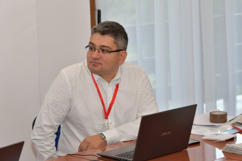 „Ziarul Lumina 5.000”: colocviu de presă la Mănăstirea Caraiman Poza 220615