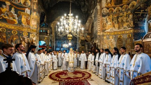 Duminica a 5‑a după Rusalii la Mănăstirea „Sfântul Ioan cel Nou de la Suceava” Poza 220758