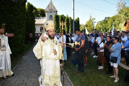 Zile de rugăciune și bucurie la Mănăstirea Vasiova din Caraș‑Severin Poza 221066