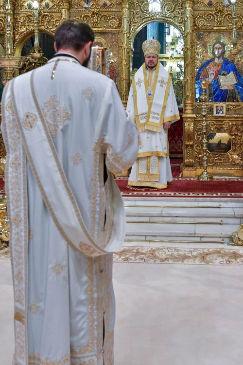 Ziua de naștere a Patriarhului României sărbătorită prin rugăciune Poza 221193