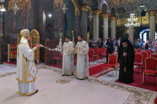 Ziua de naștere a Patriarhului României sărbătorită prin rugăciune Poza 221195