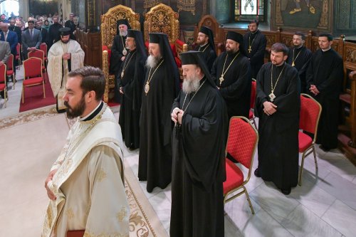 Ziua de naștere a Patriarhului României sărbătorită prin rugăciune Poza 221208